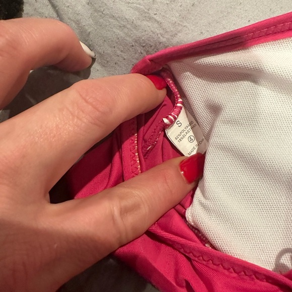 HOT PINK bikini with adorable hip ties women’s large bottom and small top - Picture 3 of 5